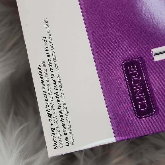 BNEW UNUSED CLINIQUE MORNING + NIGHT BEAUTY ESSENTIALS BIG BOX SET - Picture 3 of 17